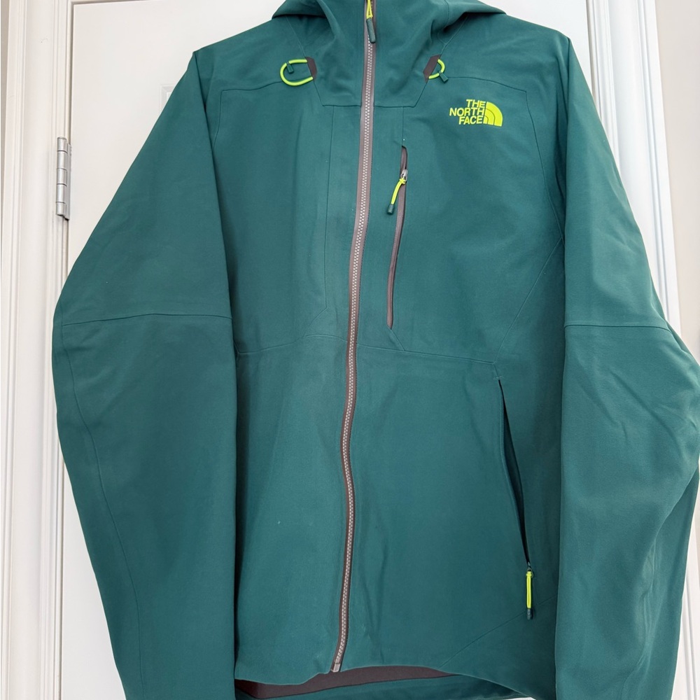 The North Face Men's Green Performance Jacket